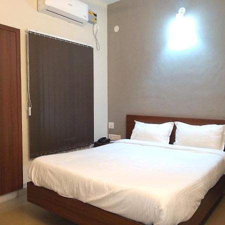 Hotel Aspire Kochi Exterior foto
