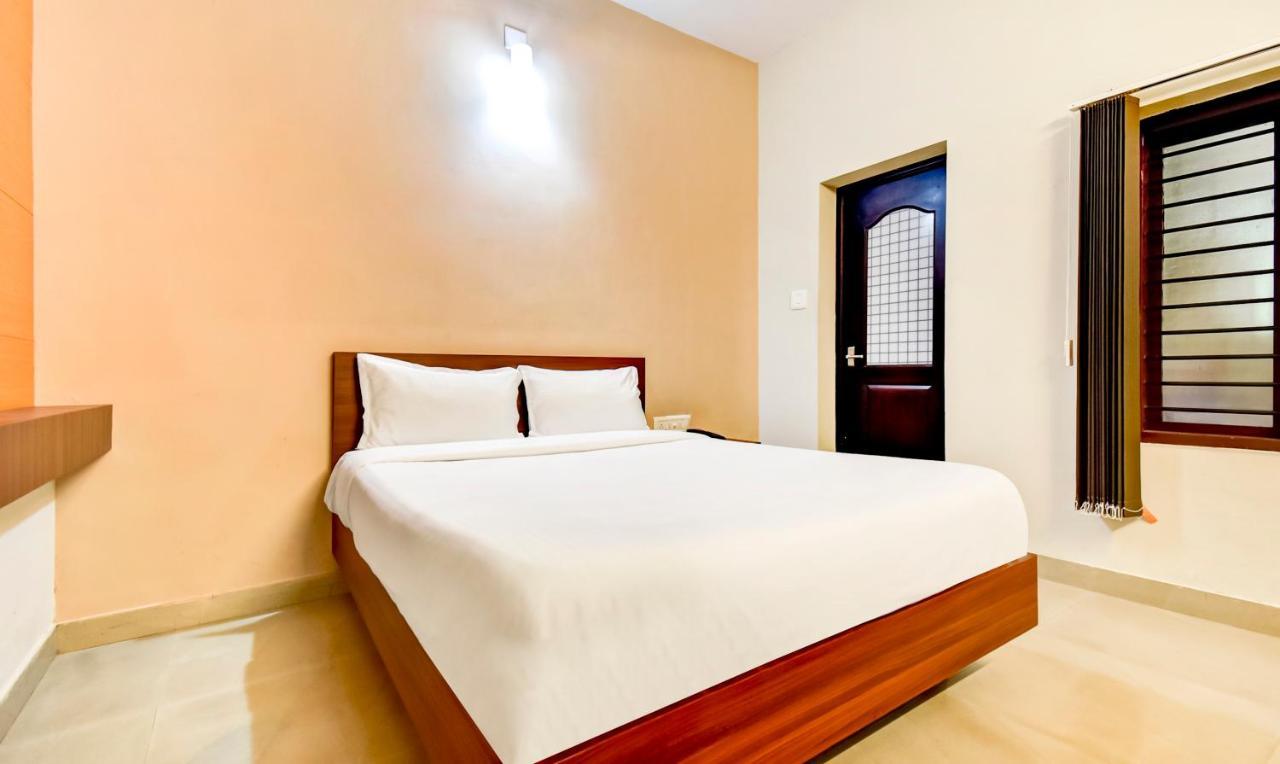 Hotel Aspire Kochi Exterior foto
