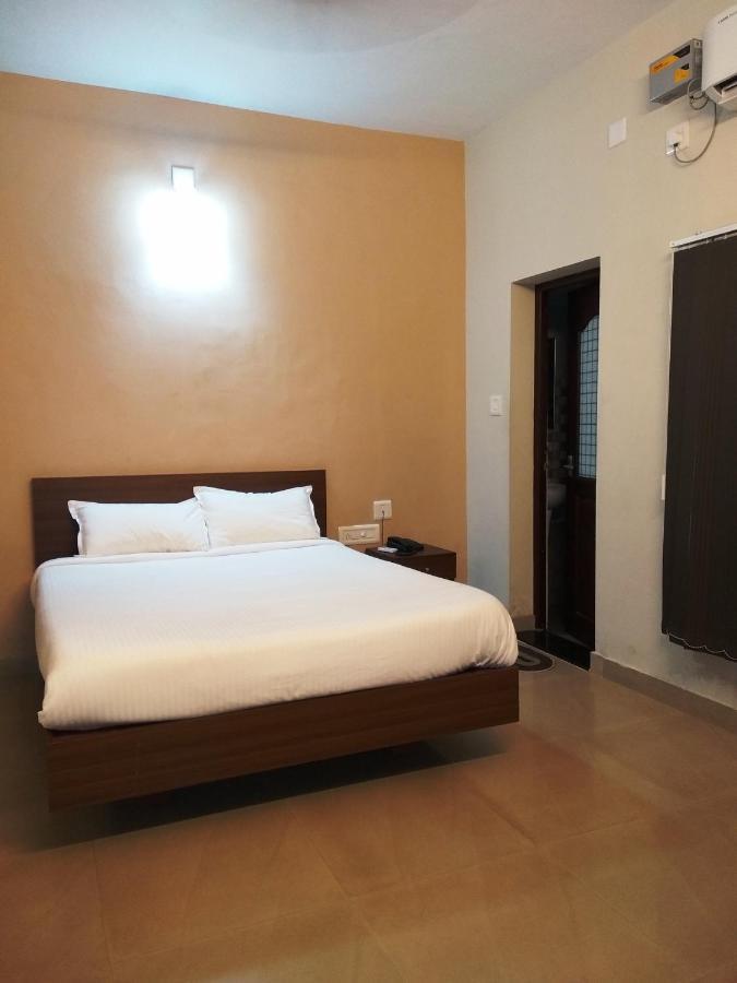 Hotel Aspire Kochi Exterior foto